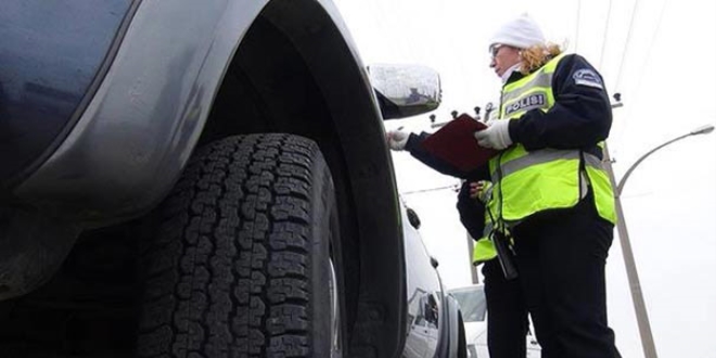 İnternetten lastik almak isterken dolandırıldı