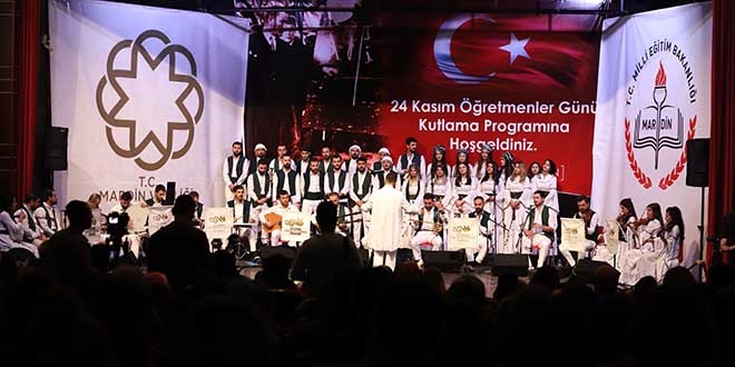 Mardin'de retmenlere zel 5 dilde konser