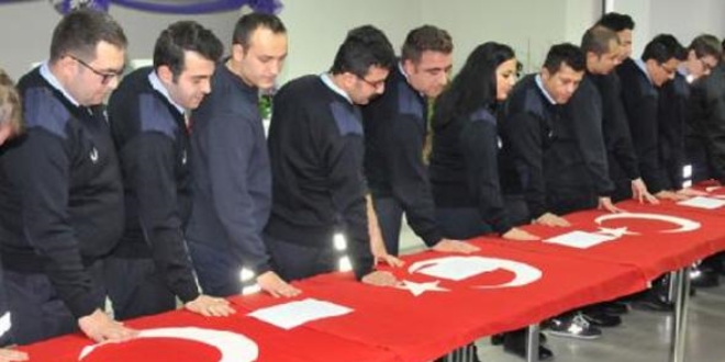 Yemin eden aday memurlar görevine başladı