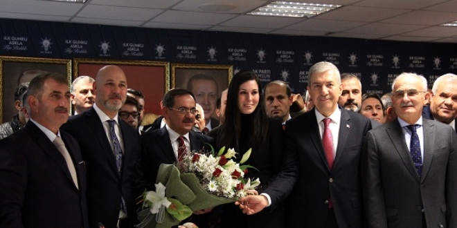 'Belediyecilik AK Parti'nin işidir'