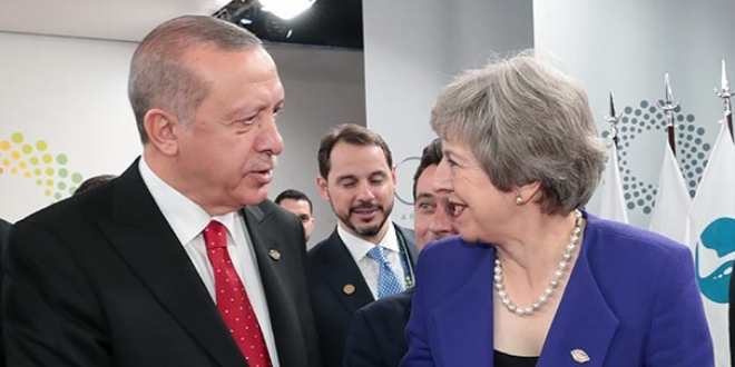 Cumhurbaşkanı Erdoğan, May ile görüştü