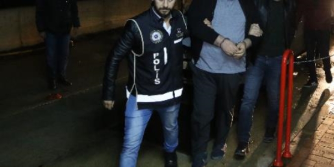 Adana'da yakalanan szde il imam anlurfa polisine teslim edildi