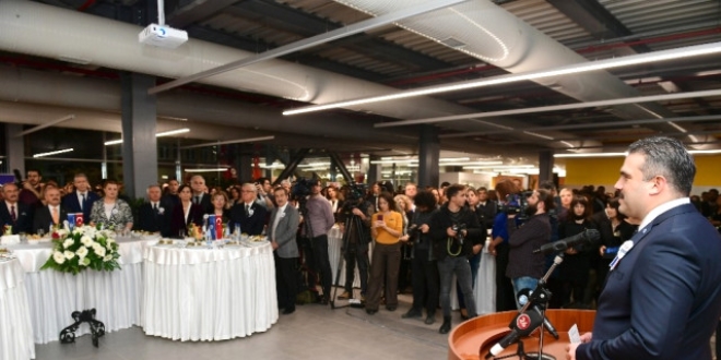 YÖK Başkanı, Anadolu Üniversitesinin 60. yılını kutladı