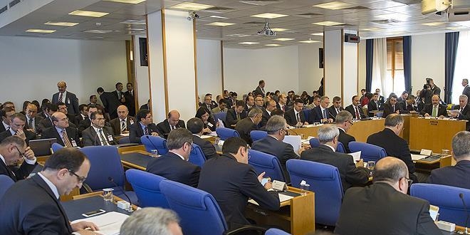 71 maddelik 'torba kanun' komisyonda görüşülüyor