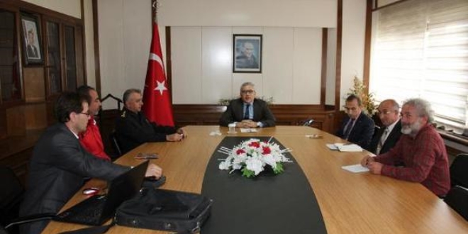 Valilikten çığ altında kalan dağcı ile ilgili açıklama