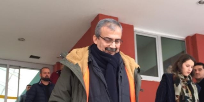 HDP'li eski vekil Srr Sreyya nder tutukland