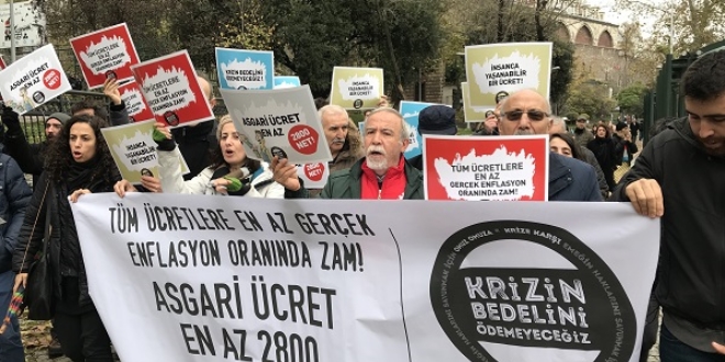 İşçilerden 'asgari ücret' eylemi