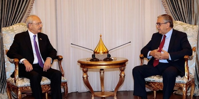 Kılıçdaroğlu, Cumhurbaşkanı Akıncı ile görüştü