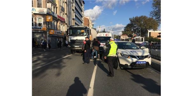 Bayburt'ta beton mikserinin çarptığı kadın hayatını kaybetti