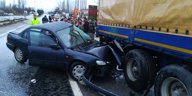 Karakol Komutan trafik kazasnda yaamn yitirdi