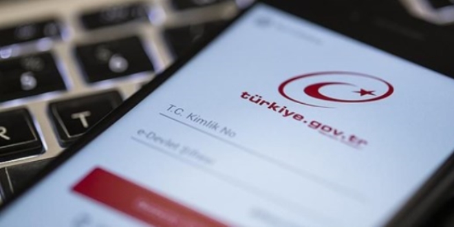 e-Devlet'e taşınan 'okul tanıma belgesi'ne yoğun ilgi