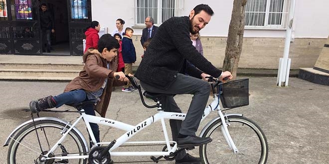 Engelli öğrencilerin bisiklet hayalini gerçekleştirdiler