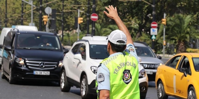 İstanbul'da bazı yollar trafiğe kapatılacak