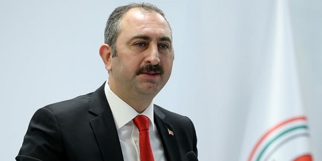 Avukat, hakim ve savcı adayları için meslek sınavı geliyor
