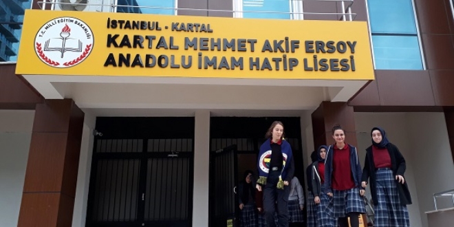 Öğrenciler 'zilsiz okul'dan memnun