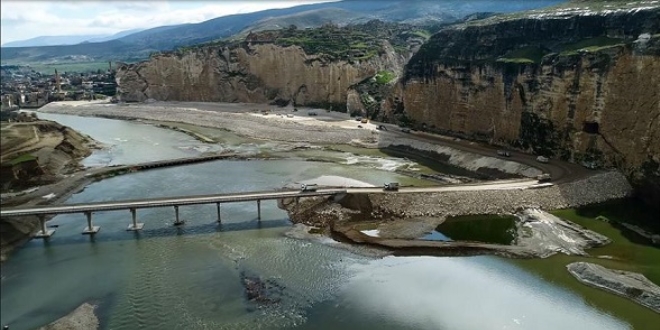 Hasankeyf'te türbe ve zaviyeler de taşınıyor
