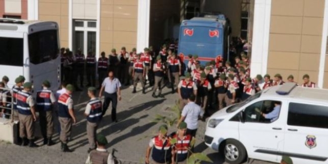 Manisa'da 36 PKK/KCK sanna ceza yad