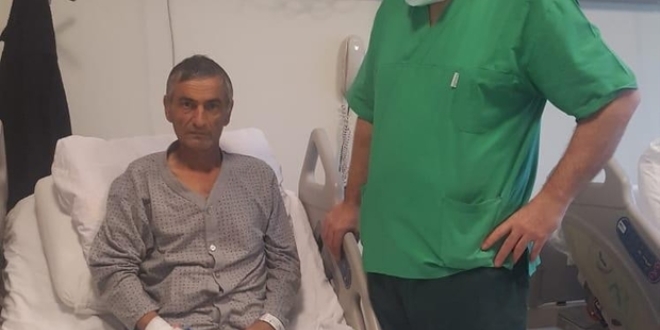 Midesinden yapılan yemek borusu ile sağlığına kavuştu