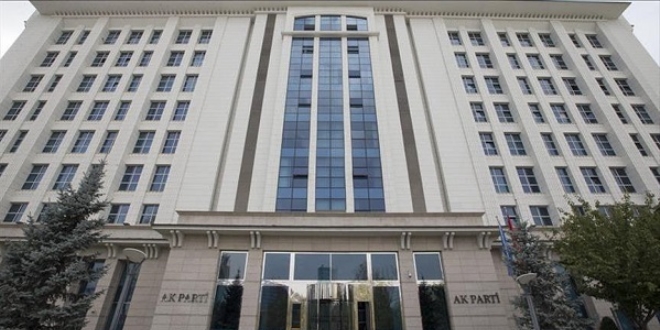 AK Parti'ye 32 bin kişi adaylık için başvuru yaptı