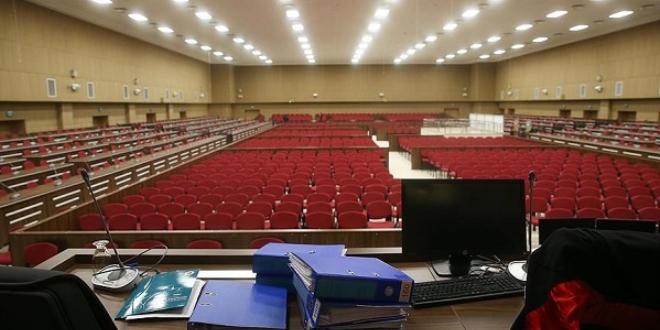 'Tüm ifadeler torna makinesinden çıkmış gibi'