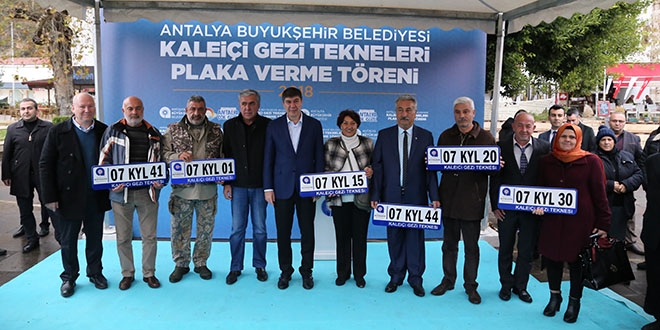 Antalya'da tur teknelerinde plaka dönemi