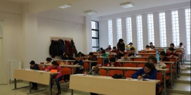 28 kontenjan için 800 öğrenci ter döktü