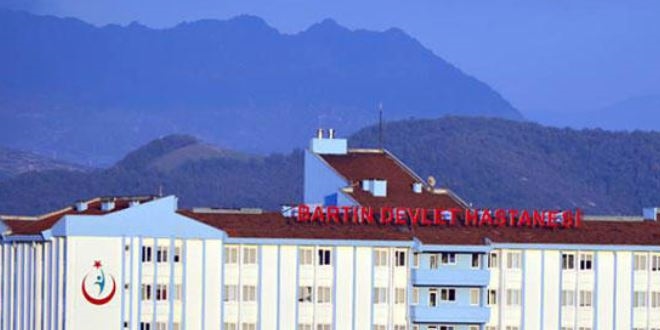 Kalp krizini 7 saat sonra farkeden hastaneye soruşturma