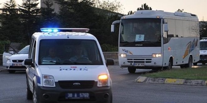 Kayyum atanan fabrikanın 5 yetkilisi gözaltına alındı