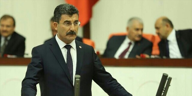 Atanamayan gençlerin sorunu Meclis'e taşındı