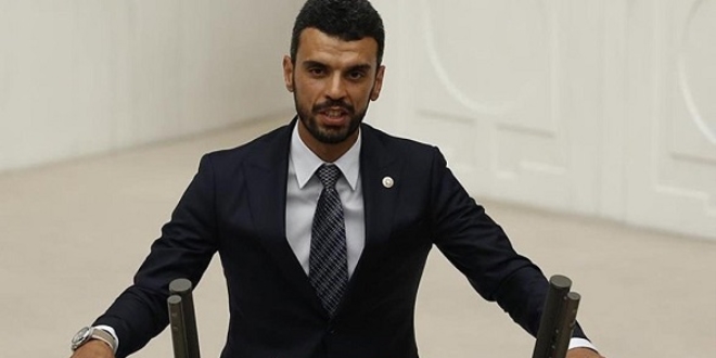 AK Partili Sofuoğlu 'senatör' diye kartvizit bastırdı