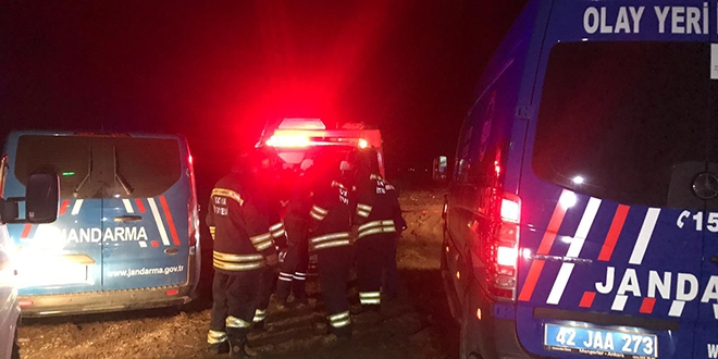 Yem makinesine sıkışan iki çocuk hayatını kaybetti