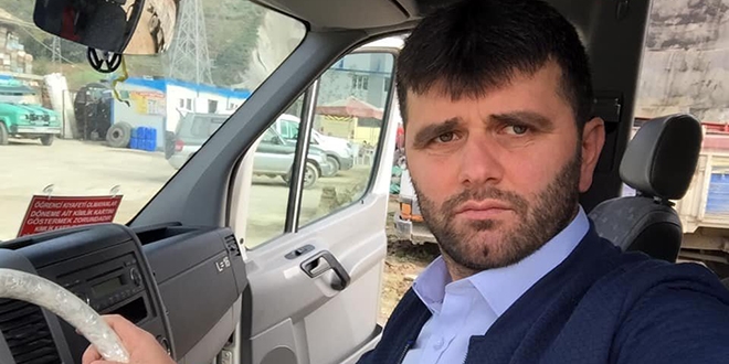 Üzerine dambıl düşen şoförün omzu kırıldı