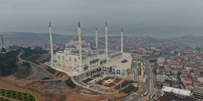 Çamlıca Camii'nde sona doğru