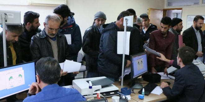 Söylentiyi duyan nüfus müdürlüklerine koştu