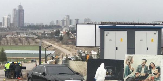 Lüks araç bekçi kulübesine daldı, bekçi hayatını kaybetti