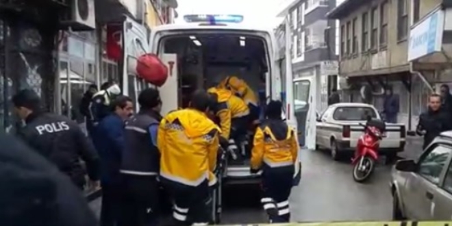 Bacanağını sokak ortasında öldürdü