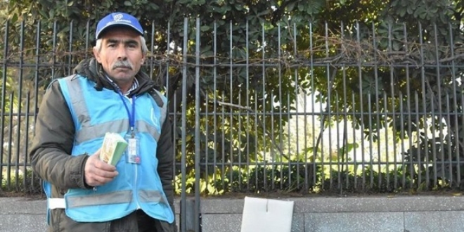 Tezgahtaki Milli Piyango biletlerini yırtıp, 'Benden şikayetçi ol' dedi