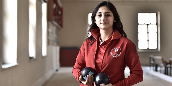Derste keşfedilen öğrenci boccede hedef büyüttü