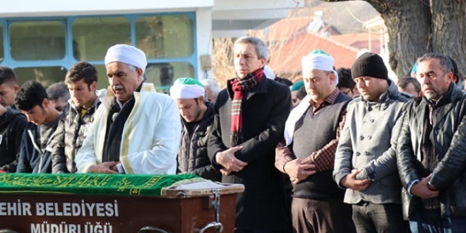 Arkadaşının kazara vurduğu Emre, toprağa verildi