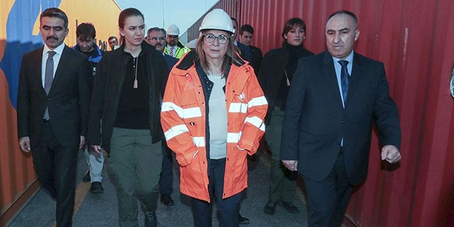 Bakan Pekcan'dan gümrük müdürlüklerine ziyaret