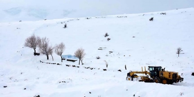 Doğuda 453 köy ve mahalle ile ulaşım sağlanamıyor
