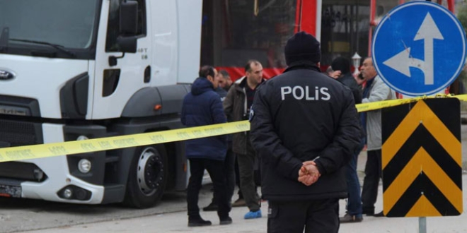 Nakliye firması müdürü silahlı saldırıda hayatını kaybetti