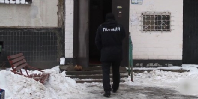 Ukrayna'da 2 Trk kz renci evlerinde l bulundu