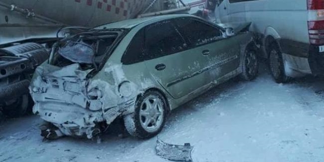 Erzurum'da 20 ara birbirine girdi: l ve yarallar var