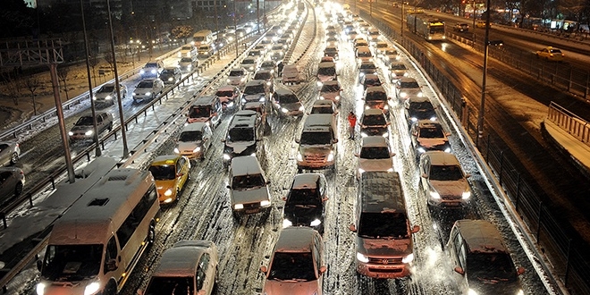 İstanbul'da kar yağışı başladı