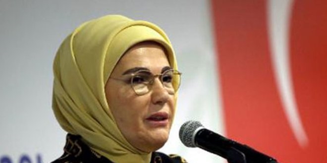 Emine Erdoğan'dan 'poşet' açıklaması