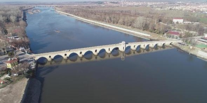 Edirne'de tarihi her köprünün ayrı hikayesi var