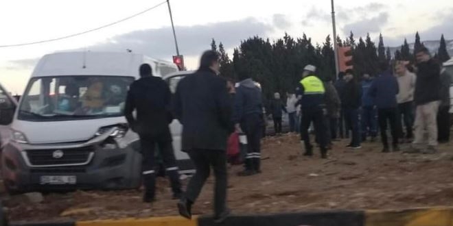 Tır kırmızı ışıkta dehşet saçtı: 12 yaralı