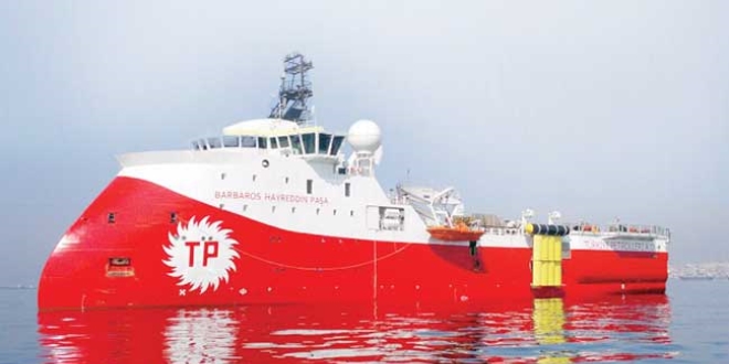 Barbaros Hayrettin Paşa gemisi KKTC açıklarında
