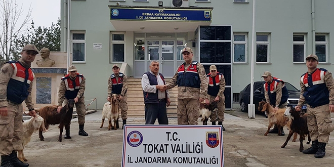 Dolandırıcılıktan cezaevine girdi, içeride de boş durmadı